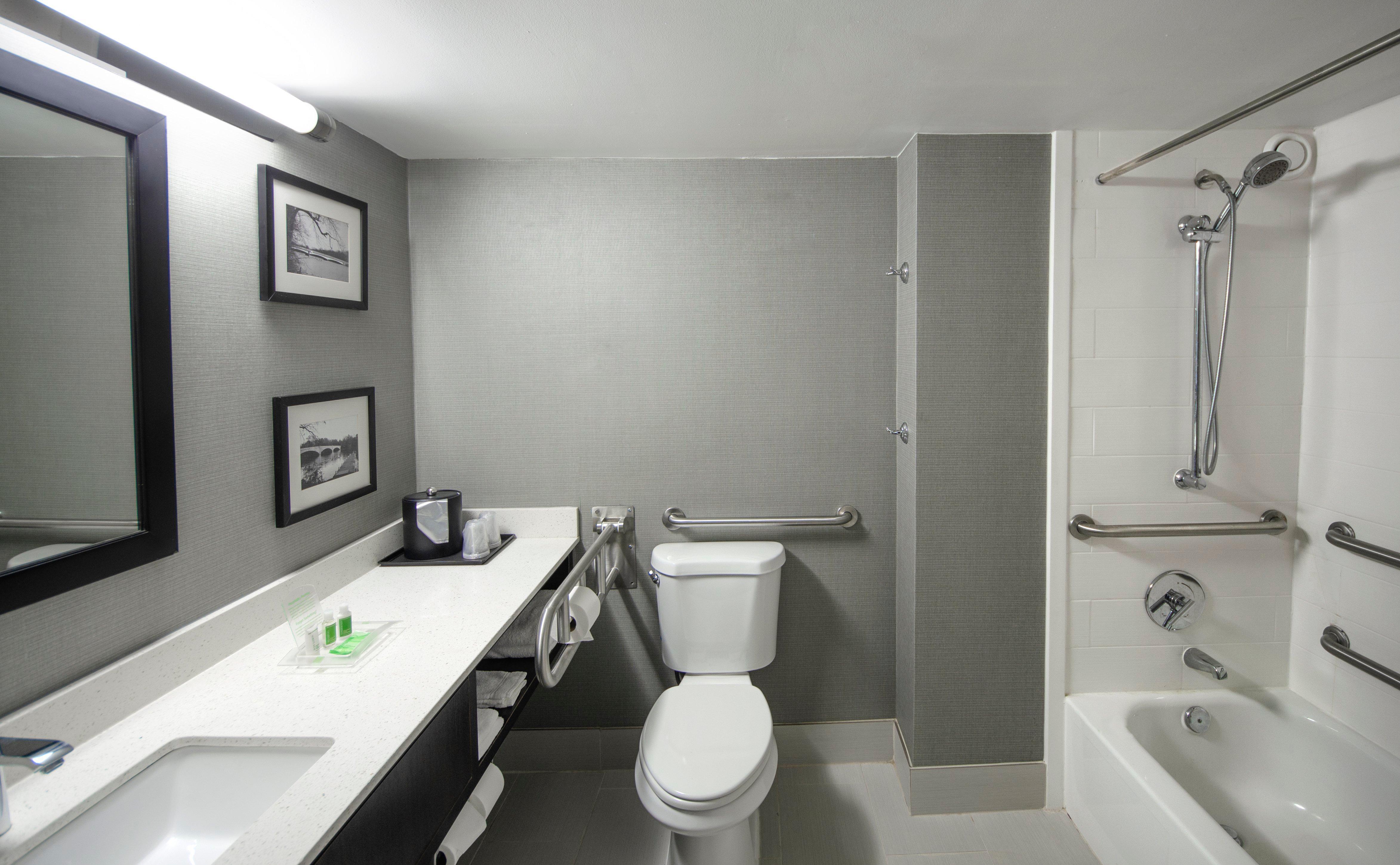 Holiday Inn Princeton By Ihg Exterior photo