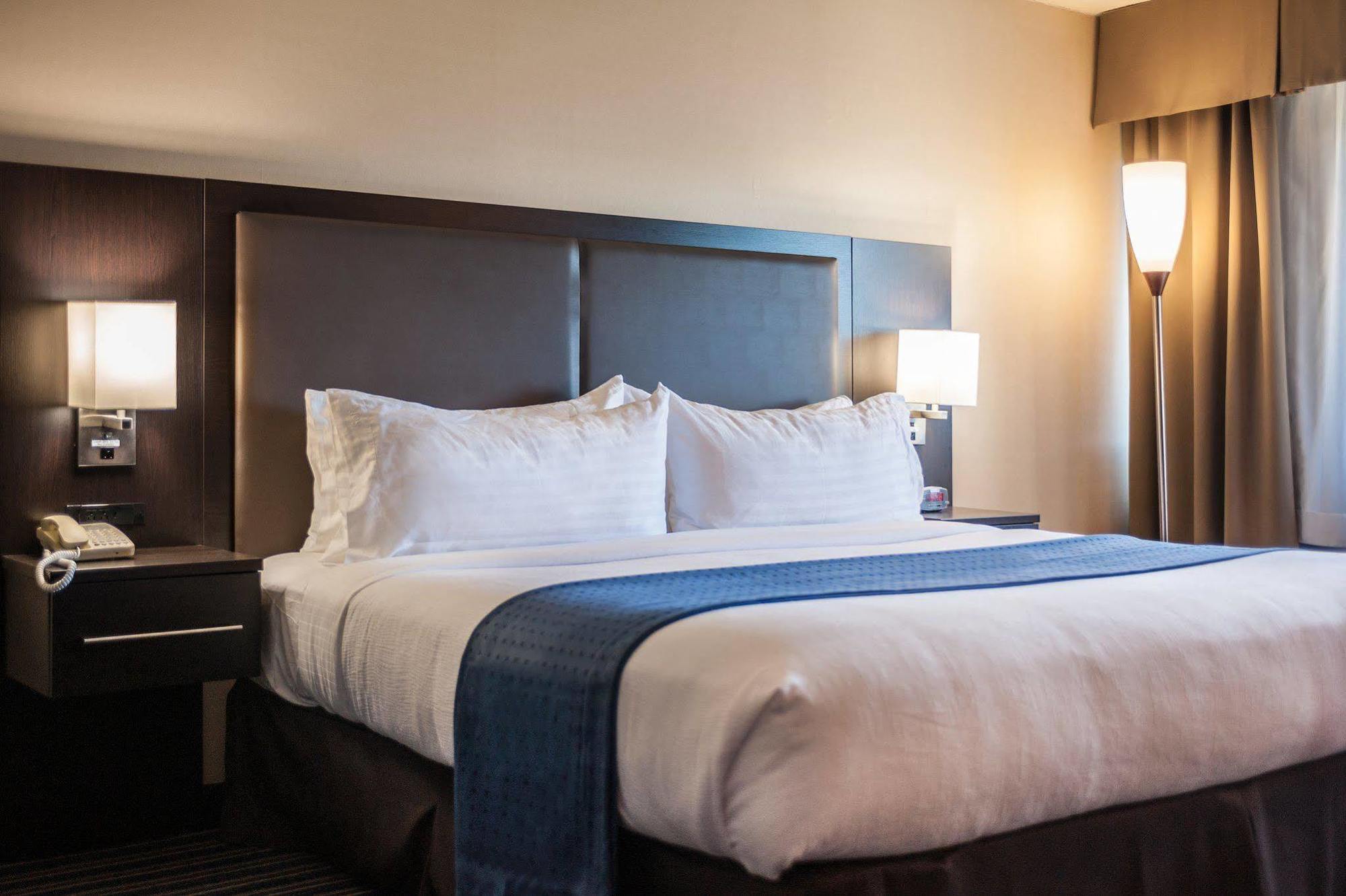 Holiday Inn Princeton By Ihg Exterior photo